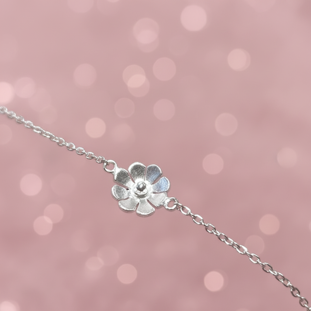 Dainty Daisy Chain Bracelet