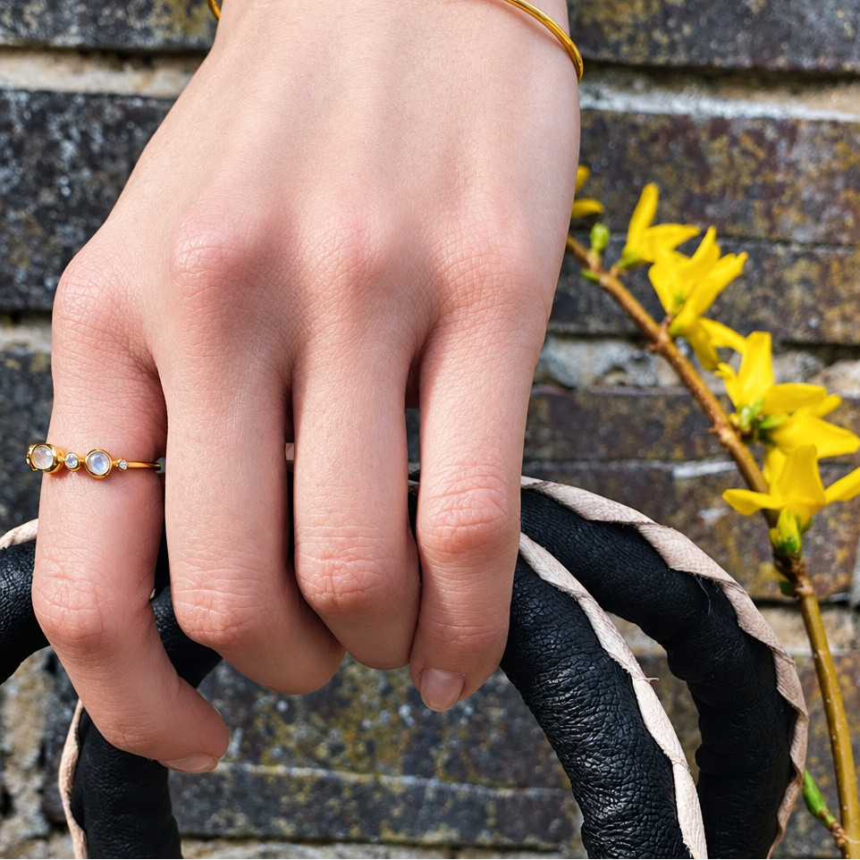 Aahna Ring gold