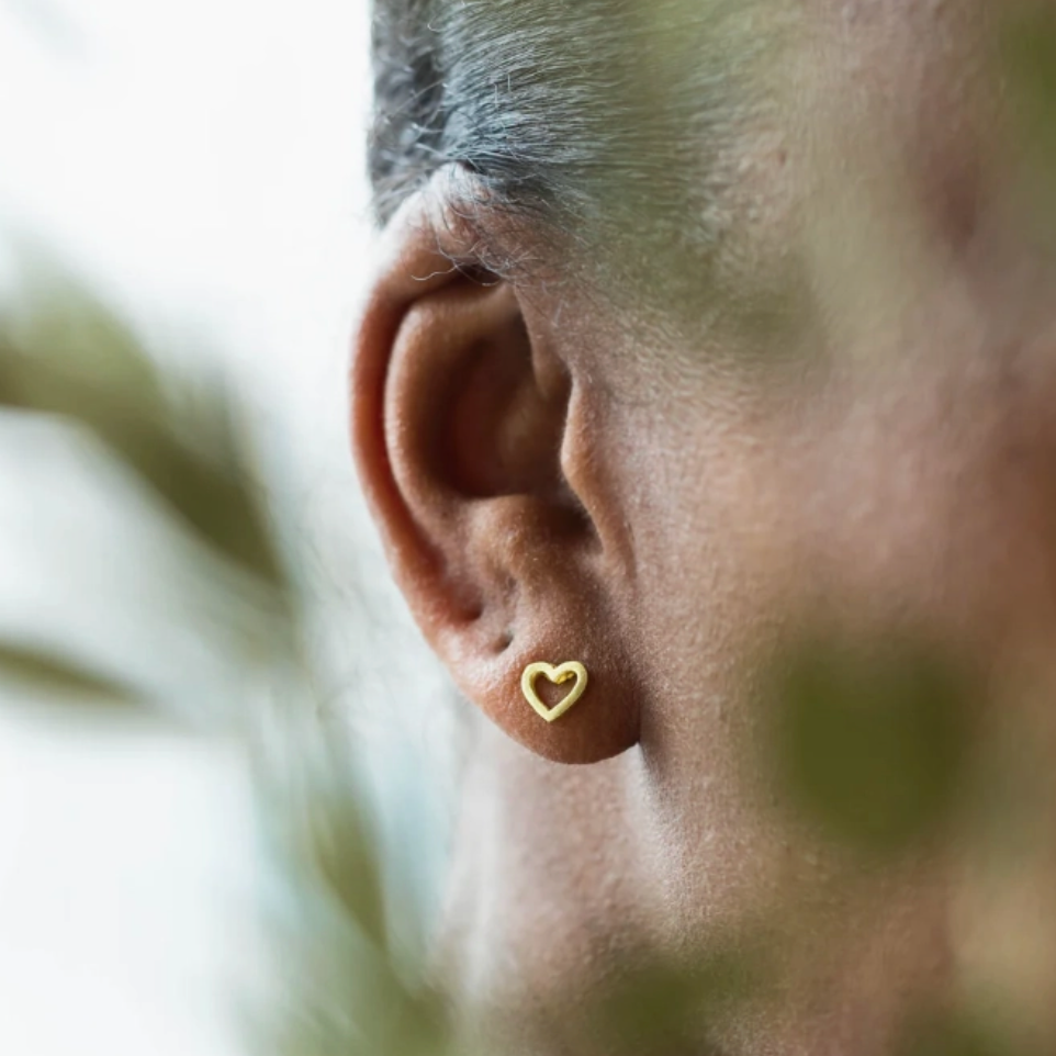 Mena Heart Stud